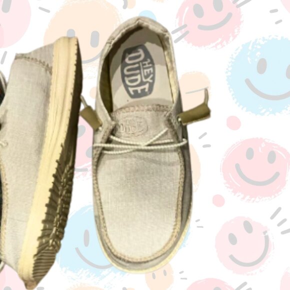 NWOT Hey Dude Shoes Wendy Stitch Women’s Size 8 - Picture 3 of 4